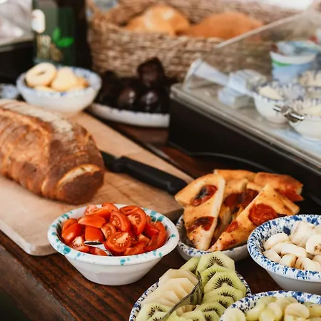 Boutique Gufo Nocleg ze śniadaniem 4*