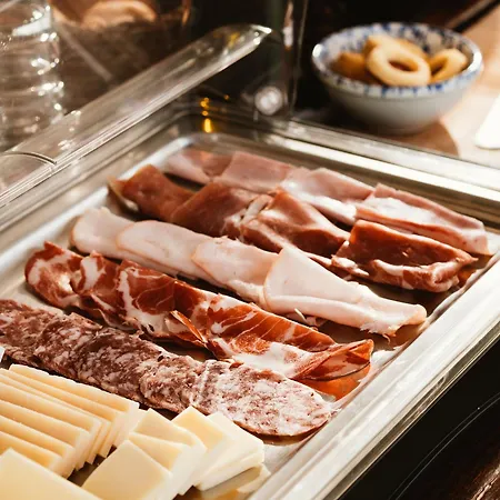 فندق مبيت وإفطار Boutique Gufo 4*